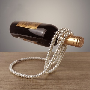 Nouveau porte-bouteilles suspendu en forme de collier de perles, décoration de maison, décoration de bureau, support de luxe en métal et résine magique - Product Image 5