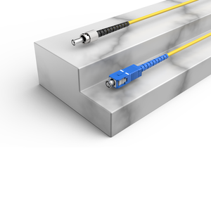 สายแพทช์ไฟเบอร์ออปติกแบบ Single Mode Simplex/Duplex ความยาว 3M 5M 10M 15M 20M 30M หัวต่อ SC/UPC ถึง ST/UPC ประสิทธิภาพสูง - Product Image 1