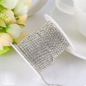 Perakende Rhinestone Pirinç Kupası Zinciri Takı Konfeksiyon Dekorasyon Aksesuarları Gümüş Kaplama AB Kristal Cam Rhinestone Trim