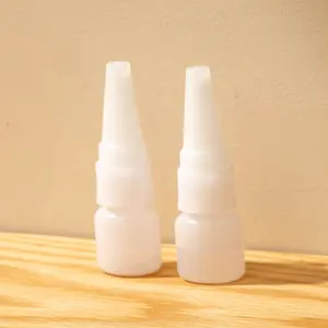 5ml Cyanoacrylate Adhésif cils colle bouteille vide colle distributeur bouteille avec broche en plastique bouche pointue bouchon