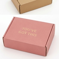 Boîte en carton pour bougies, emballage personnalisé, impression graphique, structure pliable, papier kraft, fabrication artisanale, vente au détail, e-commerce, expédition
