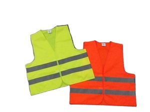 Groothandel Wegwerp Security Reflecterende <span class=keywords><strong>China</strong></span> Veiligheid Vest Kleding Met Pocket Uit Fabriek Geel Groen Strap Aangepaste - Product Image 3
