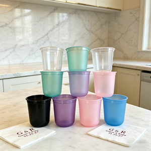 Vasos de Plástico Esmerilados Personalizados de 9oz en Azul y Rosa para Recepción de Bodas, Pedidos al por Mayor, Vasos Reutilizables con Impresión Personalizada - Product Image 1