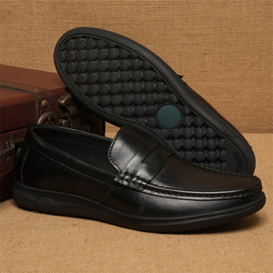 Airuois Mocassins en cuir noir pour hommes, bout rond, à enfiler, semelle souple, chaussures décontractées pour affaires - Product Image 2