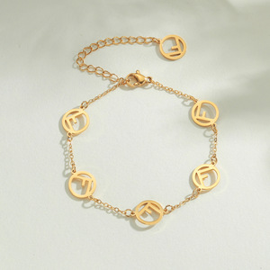 Popolare unico lettera geometrica F bracciale irregolare cerchio vuoto collana <span class=keywords><strong>orecchini</strong></span> di fascia alta <span class=keywords><strong>Set</strong></span> di gioielli per le donne - Product Image 4
