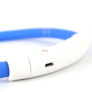 Collar Luminoso Corto para Mascotas de 70cm de Largo Hecho de Silicona con LED - Product Image 4