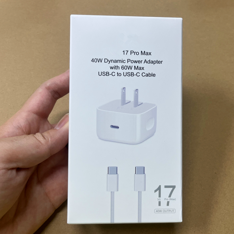 Cargador y cable blanco de 40w
