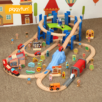Baby 67pcs Weihnachts tisch Kinder Zug Eisenbahn klassische Holz Weihnachten Mini Track für Kinder Holz Modell Set Zug Slot Spielzeug