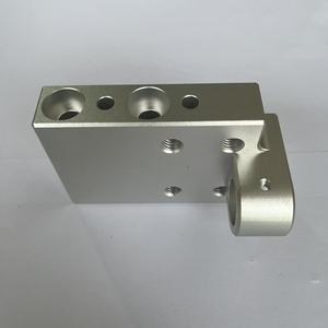 Servicios de mecanizado CNC de precisión de 3/4/5 ejes para piezas de Metal Prototipos rápidos Fresado de bronce Torneado Acero inoxidable Aluminio - Product Image 2