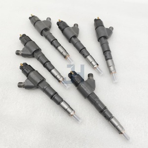 Inyector de Combustible Diésel 0445120067 20798683 VOE20798683 para Motor D6D D6E, Excavadora EC200B EC210B EC210C, Inyector de Combustible Common Rail - Product Image 1