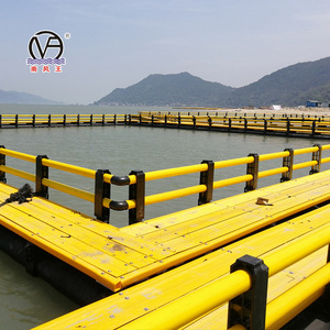Jaula flotante para peces con pasarela para turismo lacónico - Product Image 1