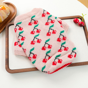 Suéter para Mascotas Súper Lindo con Estampado de Cerezas, Cálido y Cómodo, Ropa para Perros Pequeños para Otoño e Invierno, Feliz Año Nuevo - Product Image 1