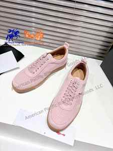 Zapatillas Deportivas de Mujer Color Rosa, Perforadas, de Caña Baja, con Suela de Goma y Detalles en Rojo - Product Image 2