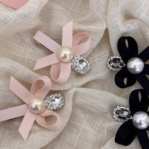 Korean style <b>bow</b> rhinestone hair <b>clip</b> for women, imitation pearl, fresh and cute, side bangs <b>clip</b>, duckbill <b>clip</b> hair accessory. - Product Image 3