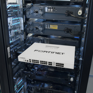 FG-200F 200F fortigate: Bảo vệ cạnh tiên tiến với mức giá tuyệt vời - Product Image 4