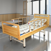 Prix d'usine Lit en bois médical manuel 2 fonctions 2 lits d'hôpital de soins à domicile à manivelle avec roulettes muettes et support de perfusion