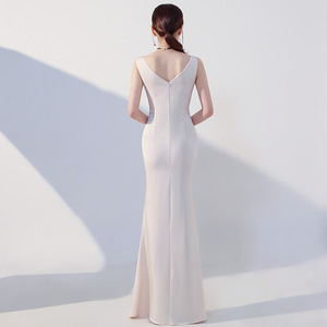 <span class=keywords><strong>Abito</strong></span> da sera <span class=keywords><strong>lungo</strong></span> rosa floreale tinto in tinta unita con <span class=keywords><strong>spacco</strong></span> frontale sexy all'ingrosso della fabbrica - Product Image 4