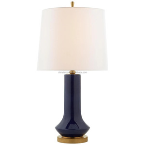 Lampe de table moderne minimaliste en forme de champignon rechargeable noire avec base en laiton antique |   Éclairage rétro élégant pour hôtel, café et espaces ouverts - Product Image 4