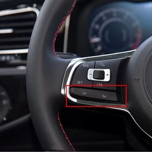 ใช้งานร่วมกับ Golf 7 GTI, Lamando และ Golf 7 R: ปุ่มควบคุมพวงมาลัยแบบมัลติฟังก์ชั่น, ปุ่มปรับระดับเสียง และปุ่มควบคุมแบบหมุน - Product Image 3