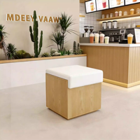Table et chaises modernes en bois massif pour café commercial, combinaison pour salon de thé, table à manger carrée de petite taille pour pâtisserie