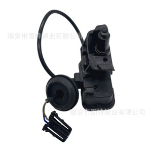 ฝาปิดถังน้ำมันเชื้อเพลิงพร้อมมอเตอร์ล็อค ยี่ห้อฮันยาง รุ่น 56D810773C สำหรับรถยนต์นิวพาสสาท กอล์ฟ 7 ซาจิตาร์ ผลิตจากวัสดุ ABS - Product Image 3