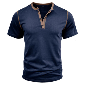 Camiseta básica de manga corta con cuello redondo al por mayor, camiseta de manga corta Henley ajustada de varios colores para hombre - Product Image 1