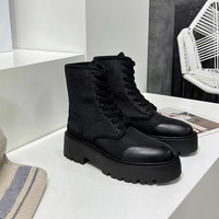 Vente en gros directe d'usine, bottes à lacets pour femmes, bottes en cuir pour moto, bottes tendance pour femmes