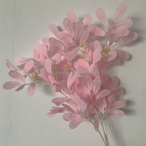 B-627 Vente en gros de fleurs artificielles pour mur floral de mariage, arrangements de fleurs à tige courte, 5 branches, feuilles d'arachide, feuilles roses artificielles - Product Image 4