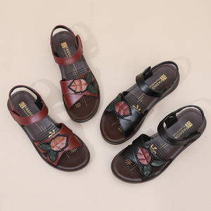 <span class=keywords><strong>รองเท้า</strong></span><span class=keywords><strong>แตะ</strong></span>ลำลองสำห<span class=keywords><strong>รับ</strong></span><span class=keywords><strong>ผู้</strong></span><span class=keywords><strong>ห</strong></span>ญิงวัยกลางคนและผู้<span class=keywords><strong>สูงอายุ</strong></span> สวมใส่สบาย เหมาะสำห<span class=keywords><strong>รับ</strong></span>ฤดูร้อน ใส่ไปชาย<span class=keywords><strong>ห</strong></span>าดได้ - Product Image 3