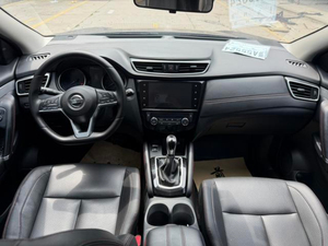 Nissan Qashqai 2022 2.0L XV Premium Auto Usata SUV 5 Porte 5 Posti 151 CV Veicolo di Seconda Mano - Product Image 6