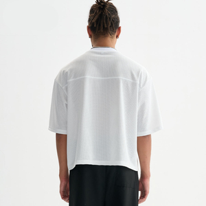 เสื้อยืดกีฬาผู้ชายผ้าโพลีเอสเตอร์ตาข่าย100% พรีเมี่ยมแขนสั้นแนวสตรีทสั่งทำโลโก้ได้ - Product Image 3