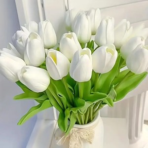 <span class=keywords><strong>Bouquet</strong></span> di <span class=keywords><strong>Tulipani</strong></span> <span class=keywords><strong>Artificiali</strong></span> in PU Effetto Reale, Fiori Multicolore per Decorazioni Casa e Matrimonio, Vendita all'Ingrosso - Product Image 1