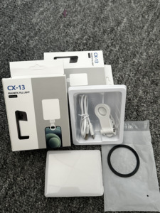OEM Mini Clip de luz recargable Anillo de luz flexible para YouTube y <span class=keywords><strong>TikTok</strong></span> - Product Image 2
