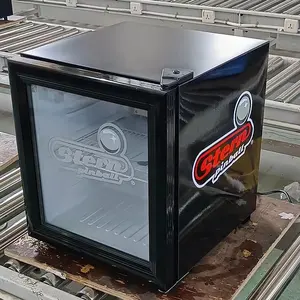 50L siyah özelleştirilmiş ışık logosu masa üstü enerji içecek Mini buzdolabı