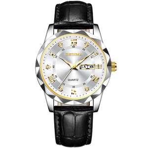 <span class=keywords><strong>Montre</strong></span>-bracelet analogique de luxe pour <span class=keywords><strong>homme</strong></span> en acier inoxydable lumineux <span class=keywords><strong>à</strong></span> quartz étanche Miyota 20mm 38mm bracelet tendance <span class=keywords><strong>boîte</strong></span> de haute qualité - Product Image 1