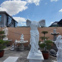 Statue de la déesse de la victoire de Samothrace en marbre blanc, taille réelle, sculptée à la main, sculpture classique en marbre avec ailes, pour exposition en place publique