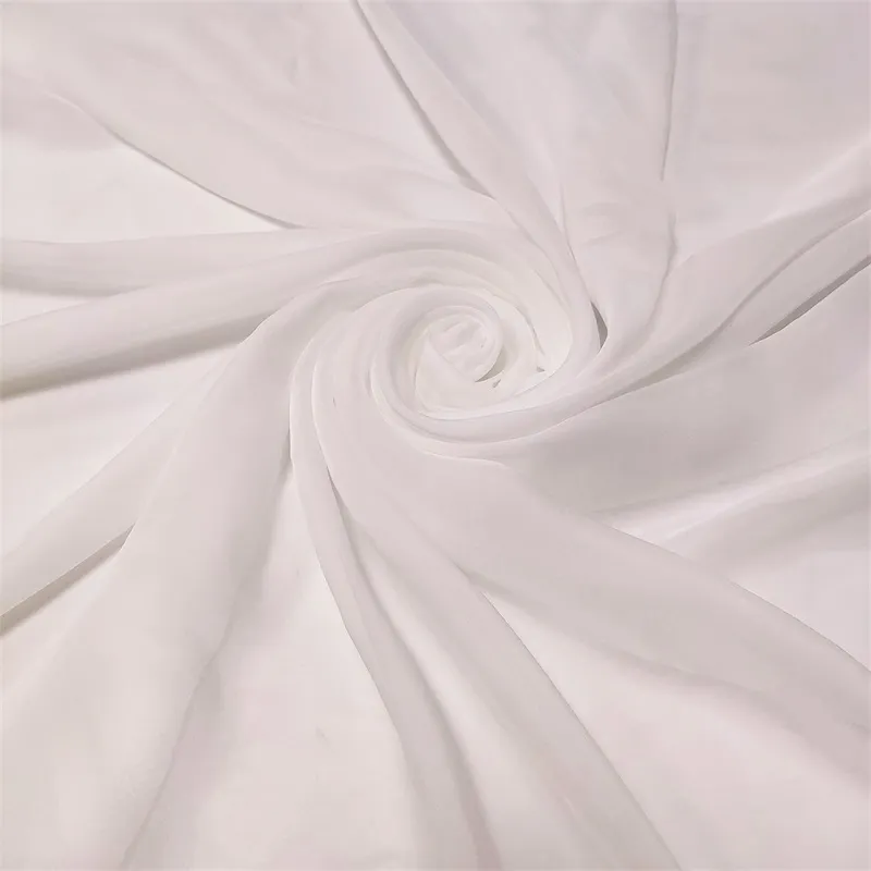 Vente en gros 100% mousseline de soie de mûrier naturelle blanchie 8mm 44 pouces tissu en mousseline de soie unie