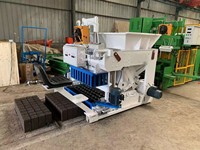 Machine semi-automatique mobile RPT6-30 pour la fabrication de blocs de ponte et de briques en béton avec cycle rapide de 25-30 secondes
