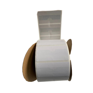 Adhesivo 860 960 MHz a prueba de manipulaciones desechable Epc Gen2 Uhf <span class=keywords><strong>Rfid</strong></span> Etiqueta de parabrisas etiqueta <span class=keywords><strong>Rfid</strong></span> - Product Image 2