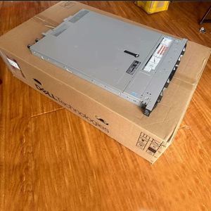 Utilisé pour le serveur en rack PowerEdge R440 10SFF 1U, processeur Xeon Silver 4208 2,1 GHz, 32 Go de DDR4, 550 W Platinum, PERC H330-SAS/SATA/SSD - Product Image 5