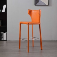 Tabouret de bar personnalisable en cuir de style nordique européen pour hôtel, café, bar à domicile et comptoir de bar