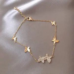 Fashion Adjustable Gold 5 Small Flowers 5 Pointed Star Zircon Pull Adjustable Bracelet