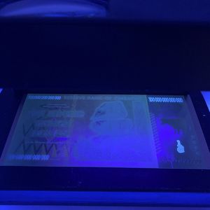 Wholesale 1.0million Billion/One-Fifth/10 Billion Dollar Gold Foil Zimbabwe Banknote - Product Image 4