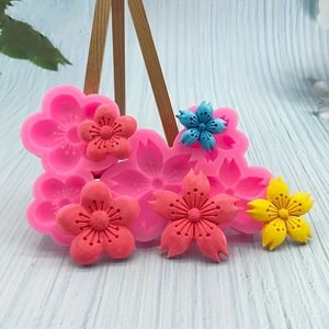 Cherry Blossom Silicone Mold For Cake Decorating Fondant Baking DIY Cake Decoration Mold With Petal Design - Product Image 3