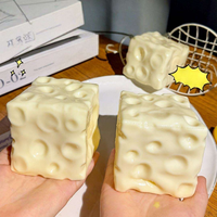 Jouet Squishy en forme de beurre et de fromage à rebond lent sur le thème de l'anime, 7 cm/2,8 pouces - Cadeau de bienvenue