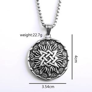 Colgante de Hacha Vikinga de Acero Inoxidable Personalizado, Amuleto Pagano Eslavo Vikingo, Cadena con Caja, Unisex, Acabado Antiguo Vintage - Product Image 5