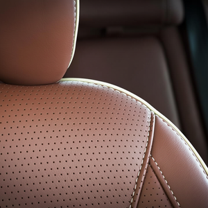 Ventes chaudes, prix bas, stocklot, revêtement de siège résistant à l'abrasion, intérieur perforé en PVC, cuir artificiel pour siège de voiture - Product Image 1