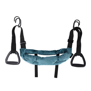 Cinghia di Trazione <span class=keywords><strong>per</strong></span> Colonna Cervicale, <span class=keywords><strong>Barra</strong></span> Sospesa Professionale <span class=keywords><strong>per</strong></span> il Collo, Trazione a Sospensione Regolabile in Nylon con Doppio Gancio <span class=keywords><strong>per</strong></span> Uso Domestico e <span class=keywords><strong>Esterno</strong></span> - Product Image 1