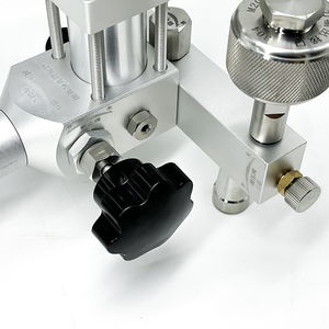 Fabrika-0.95 ~ 60Bar taşınabilir pnömatik basınç pompası basınç kalibrasyon pompası - Product Image 4