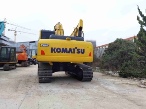 รถขุดตีนตะขาบ Komatsu PC200 ซีรีส์มือสองคุณภาพสูงสำหรับงานหนัก ขาย - Product Image 5